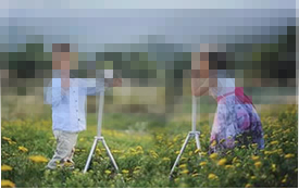 和孩子一起养花赏花，较美的园艺生活